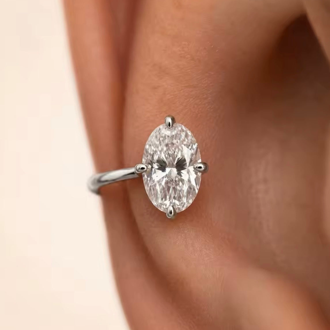 Arete Oval Cut