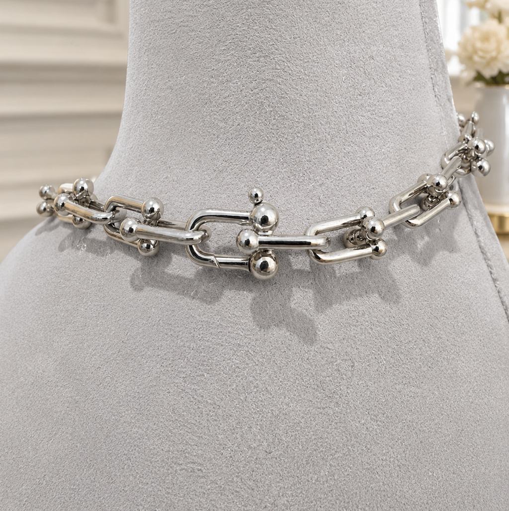 Collar Infinite Chain