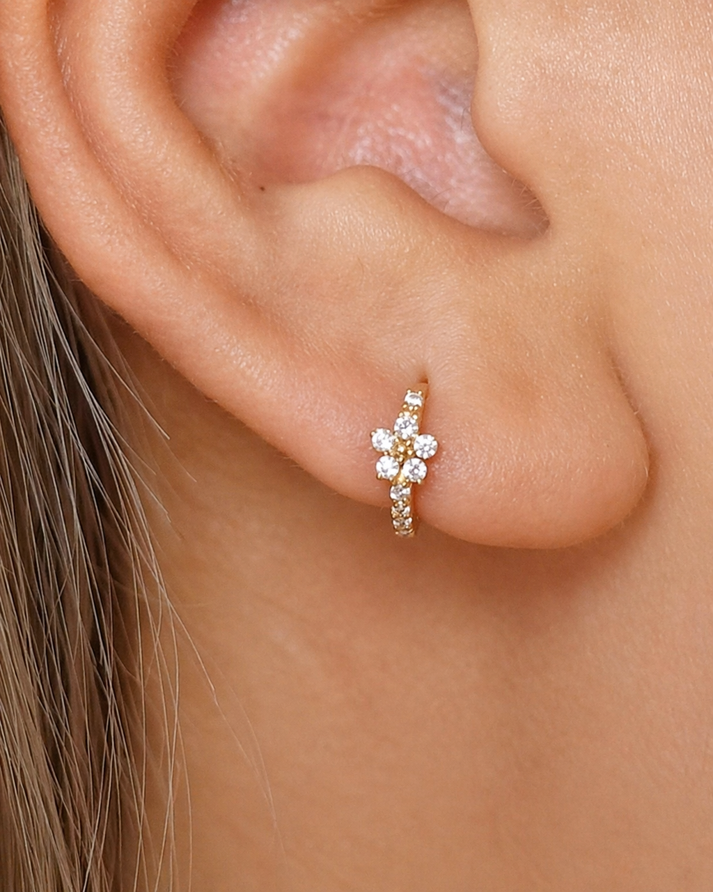 Aretes Flora