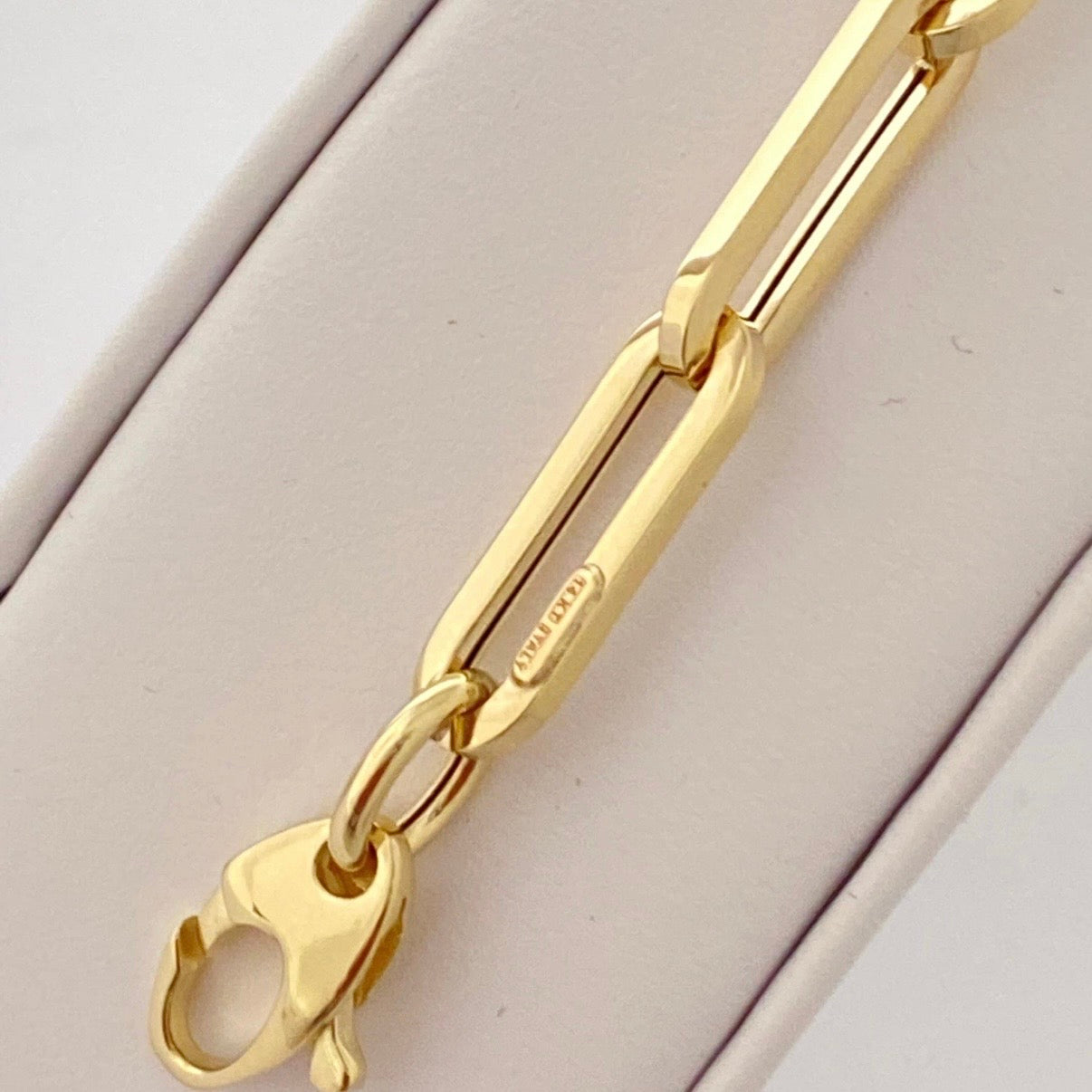 Collar Clip