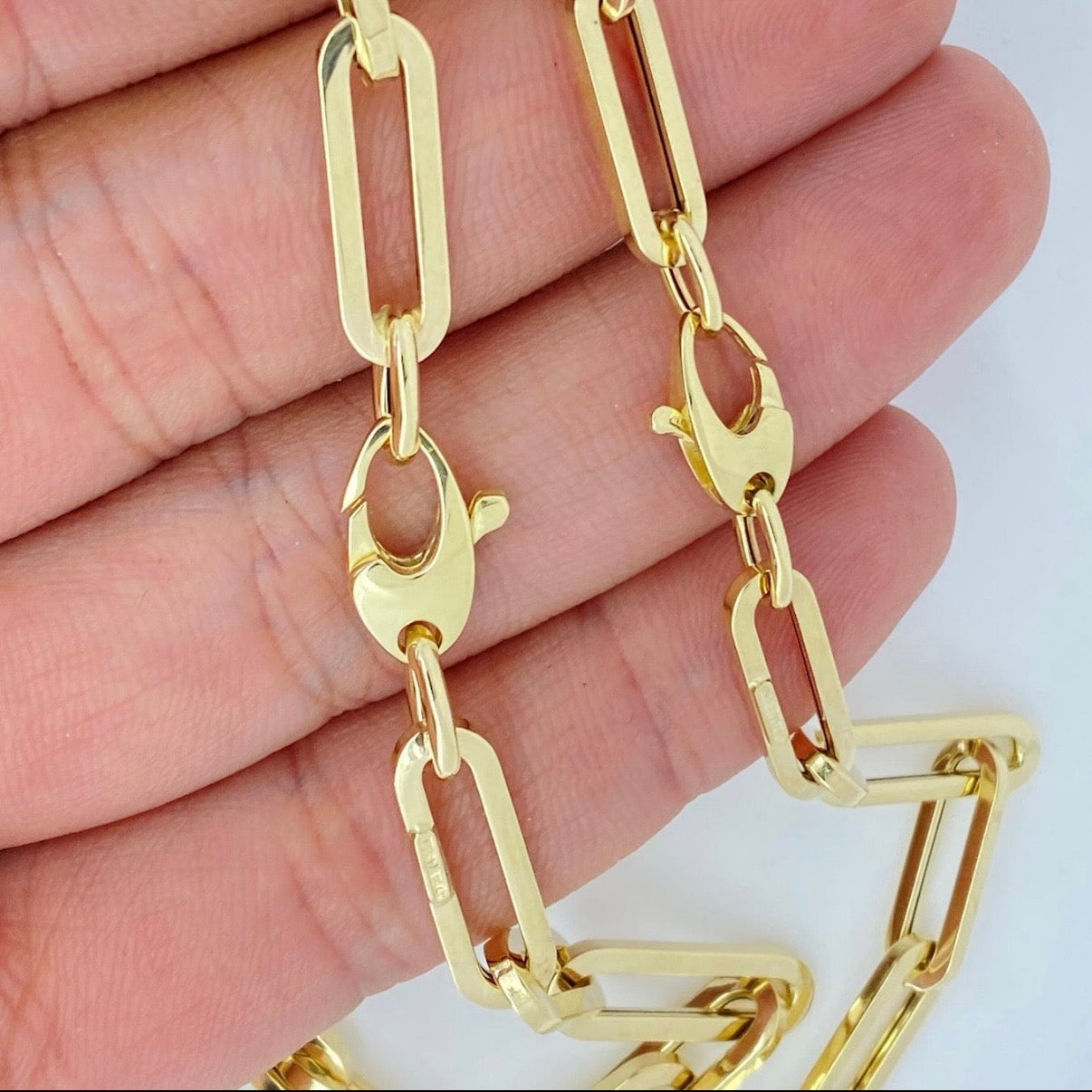 Collar Clip