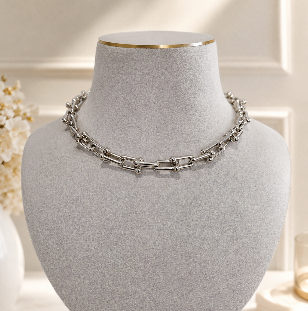 Collar Infinite Chain
