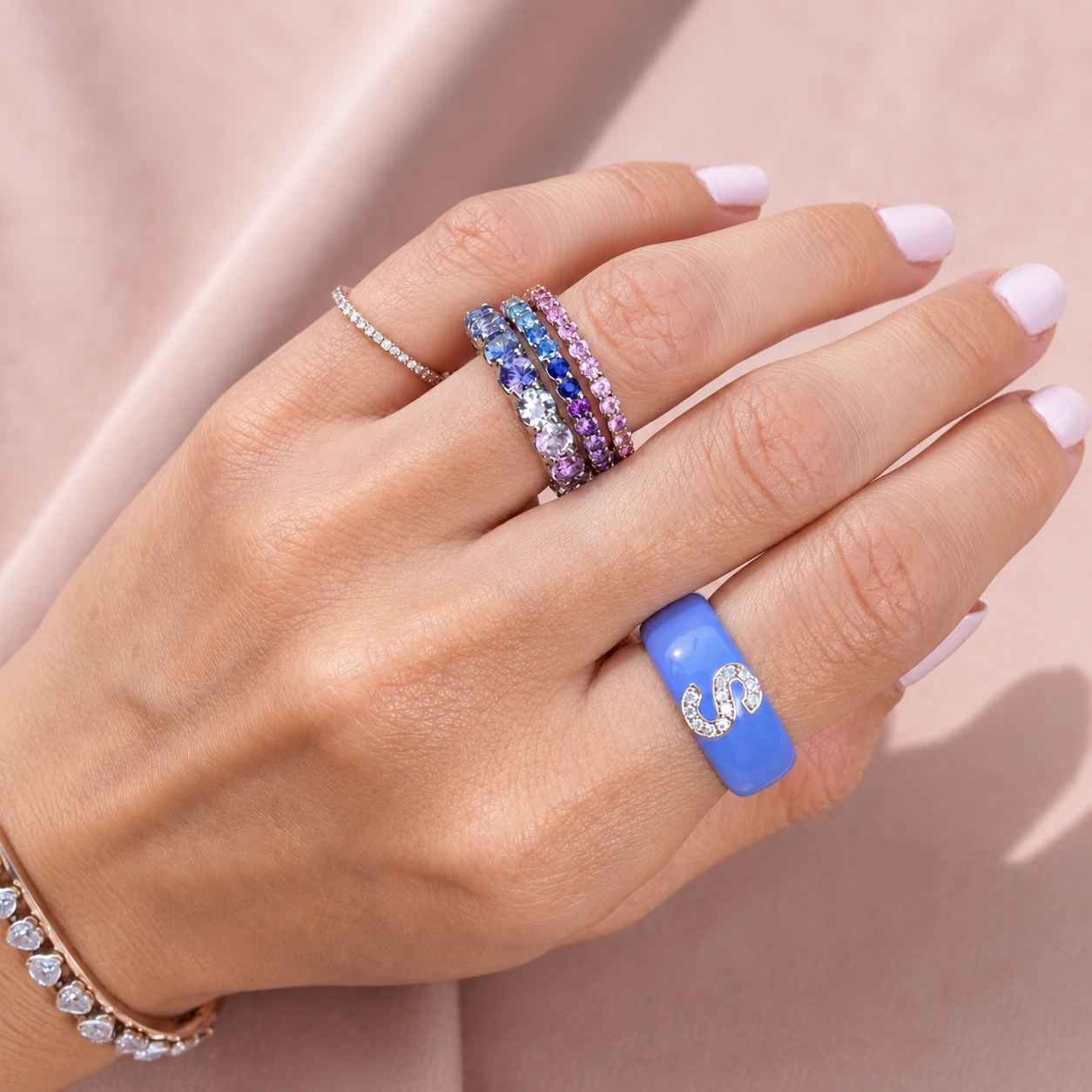 Anillo Letras