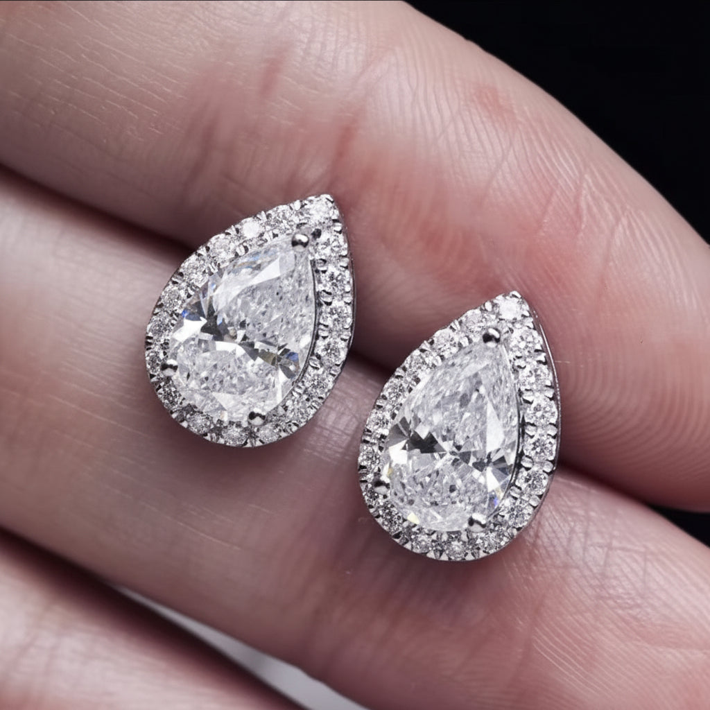 Aretes Halo Pear
