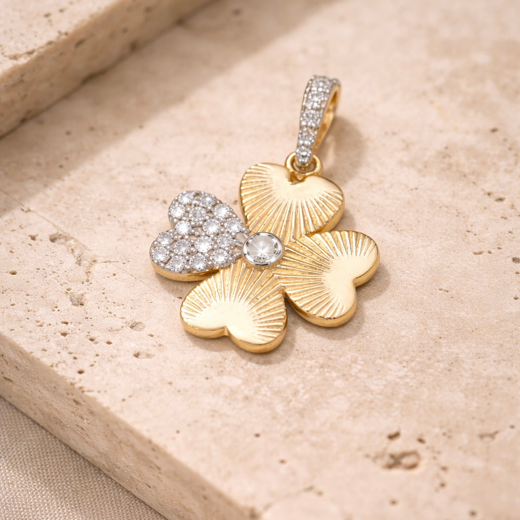 Charm Trébol