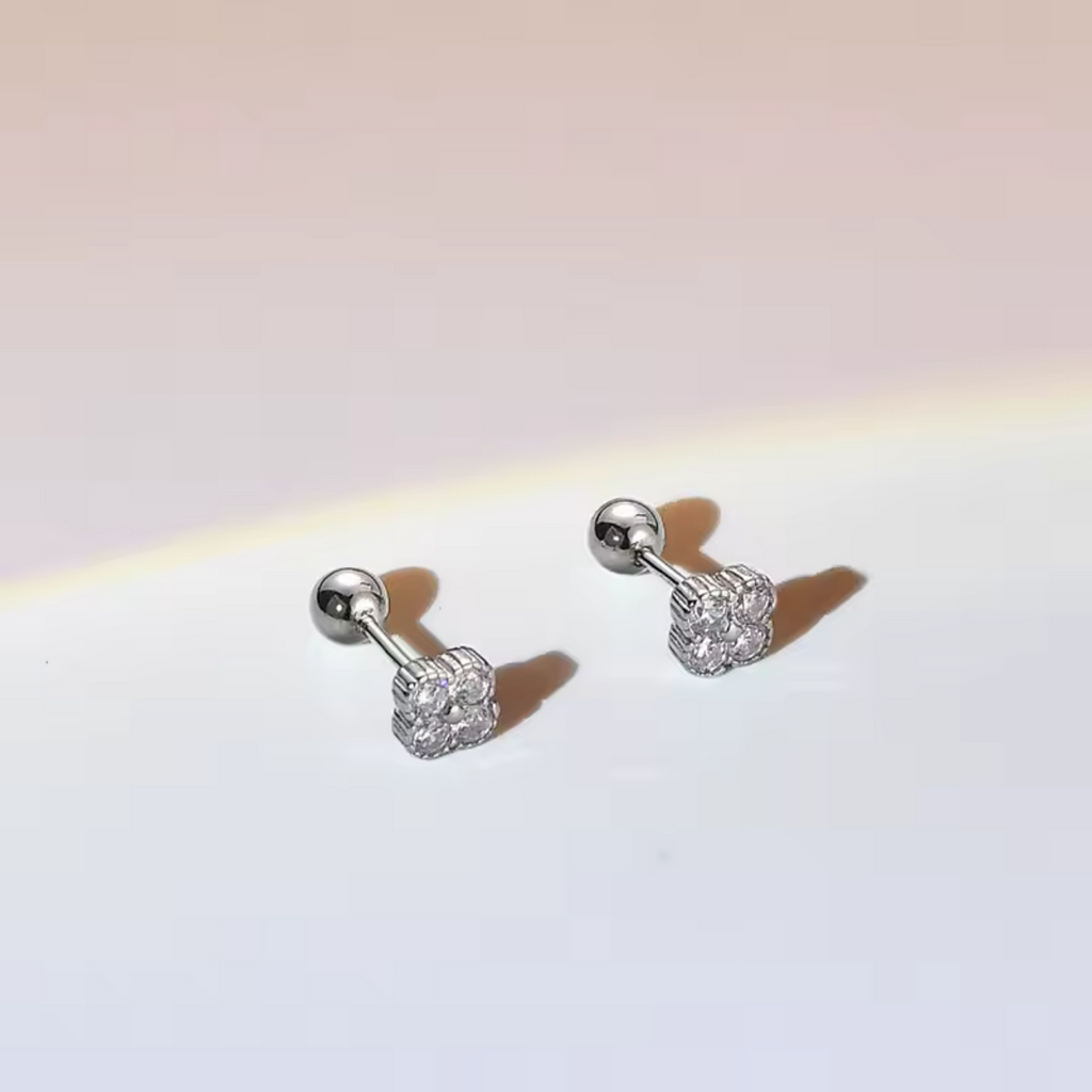 Aretes Clover