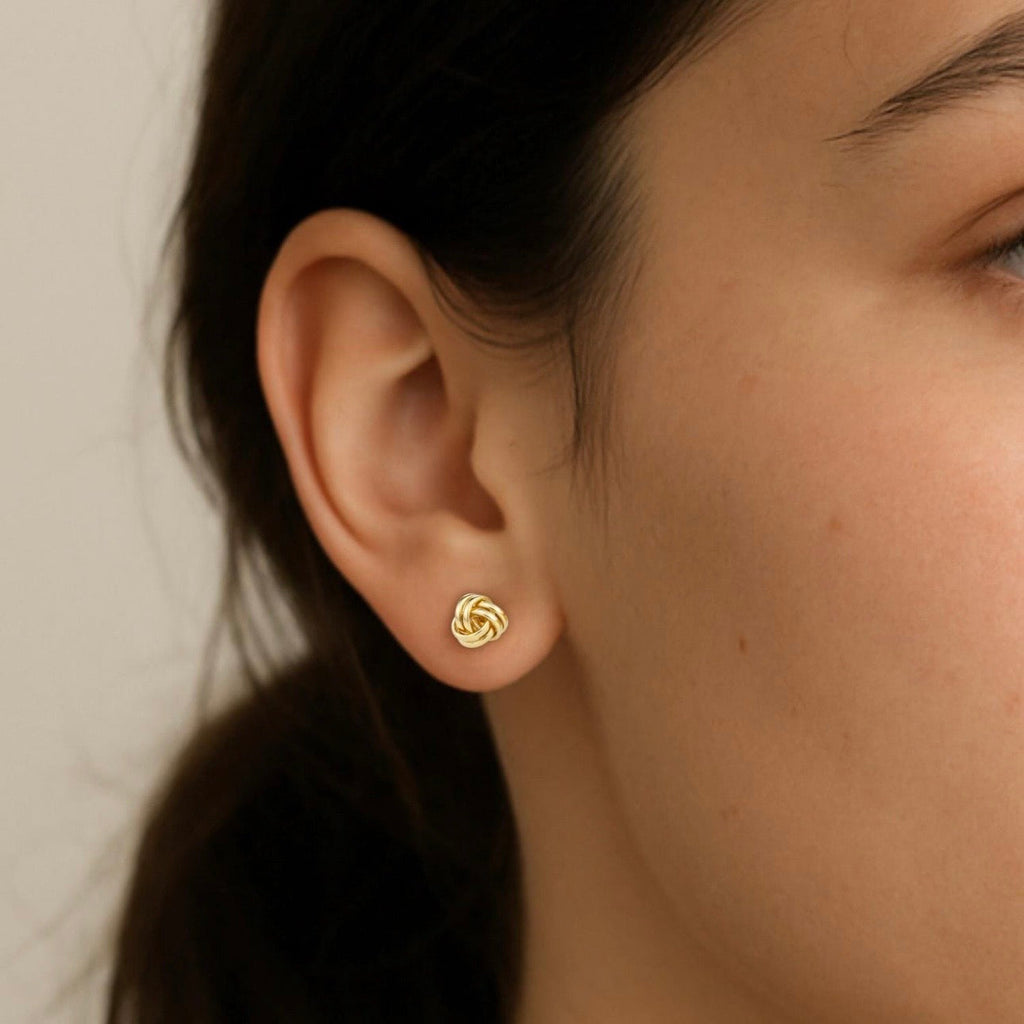 Aretes Nudos