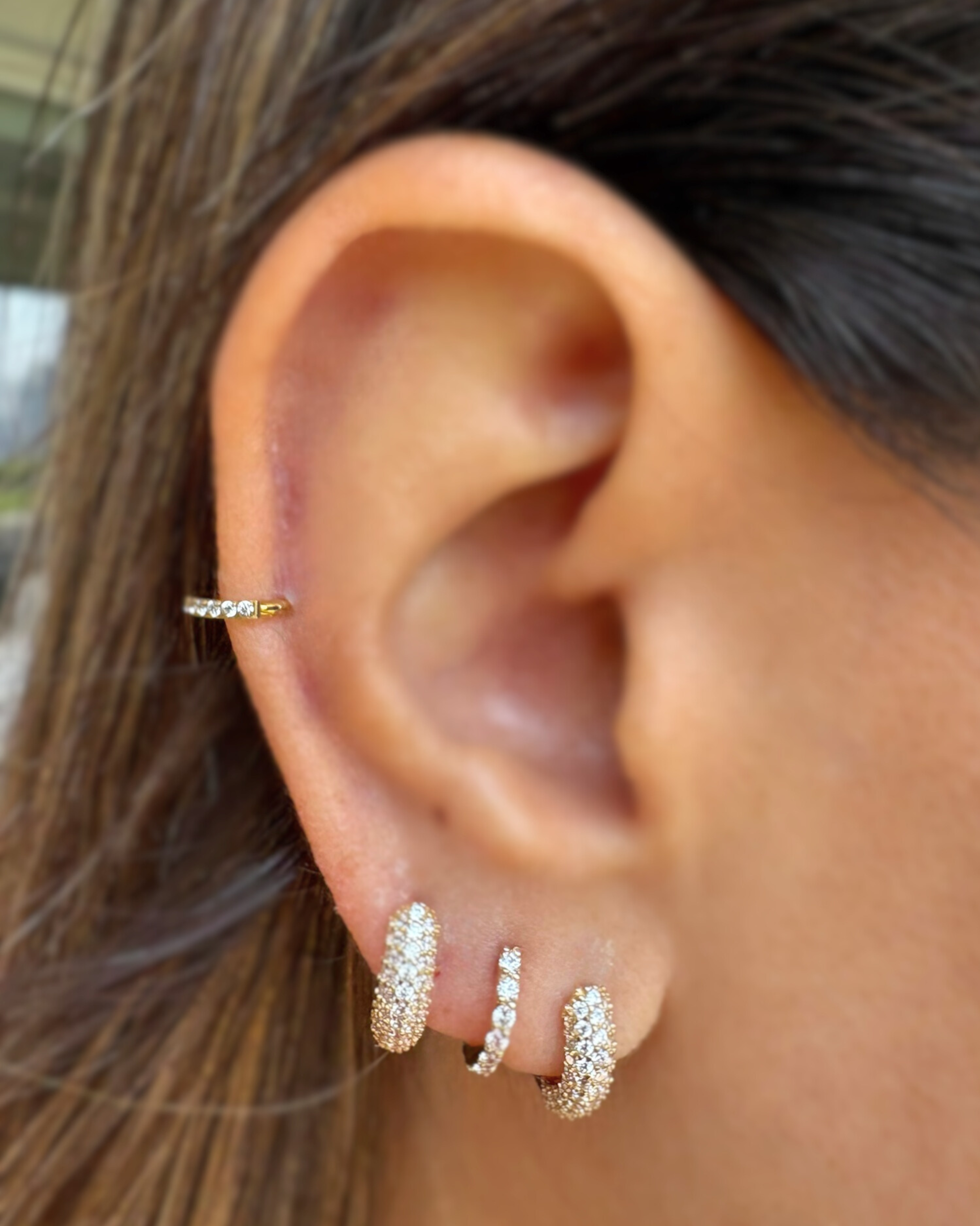Huggies Oro 14k Y Diamantes