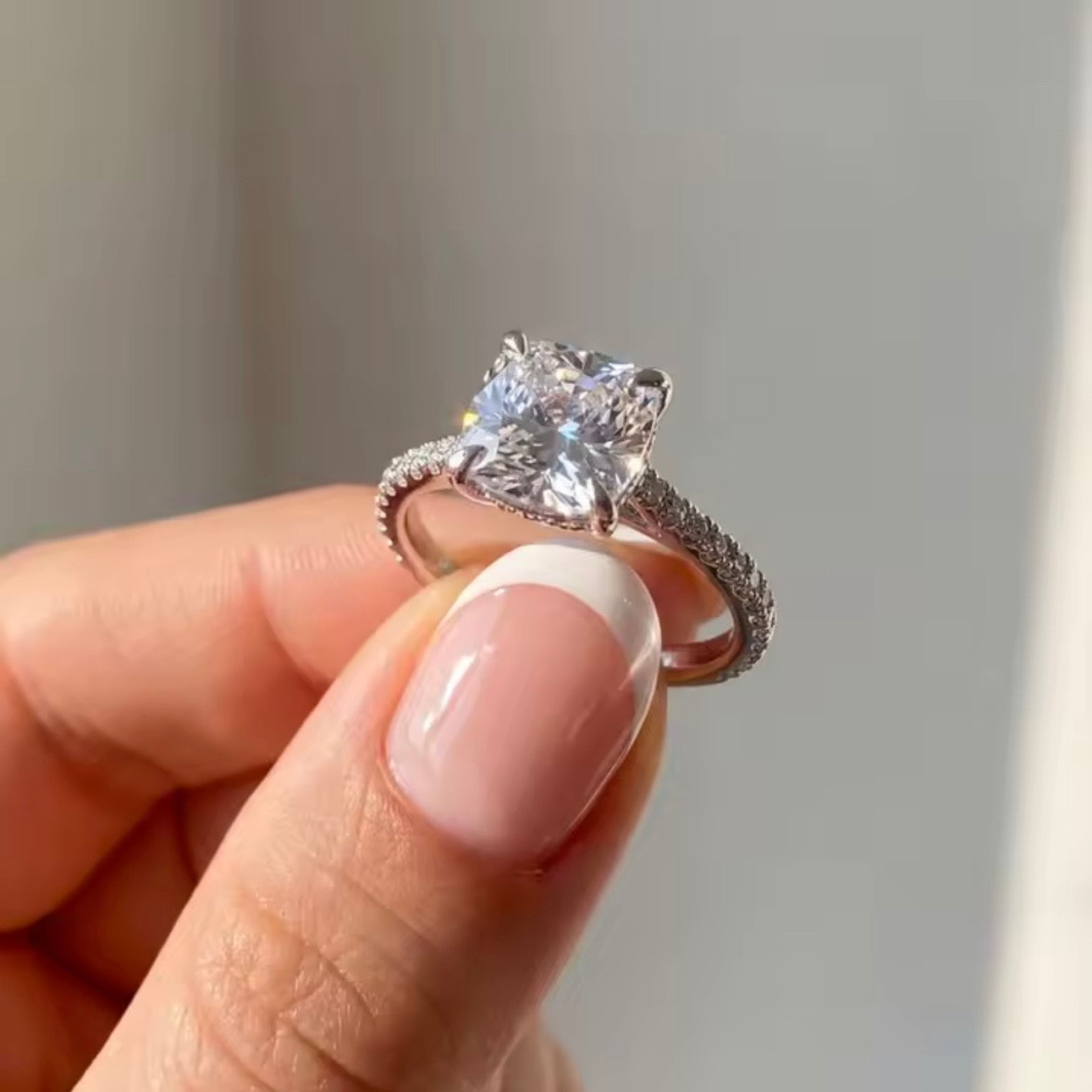 Anillo Radiant